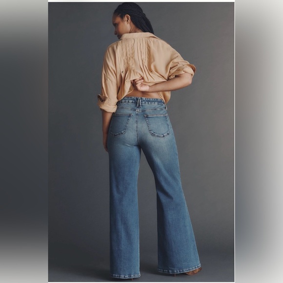 Good American Soft Tech Good Waist High-Rise Palazzo Jeans - Picture 3 of 4